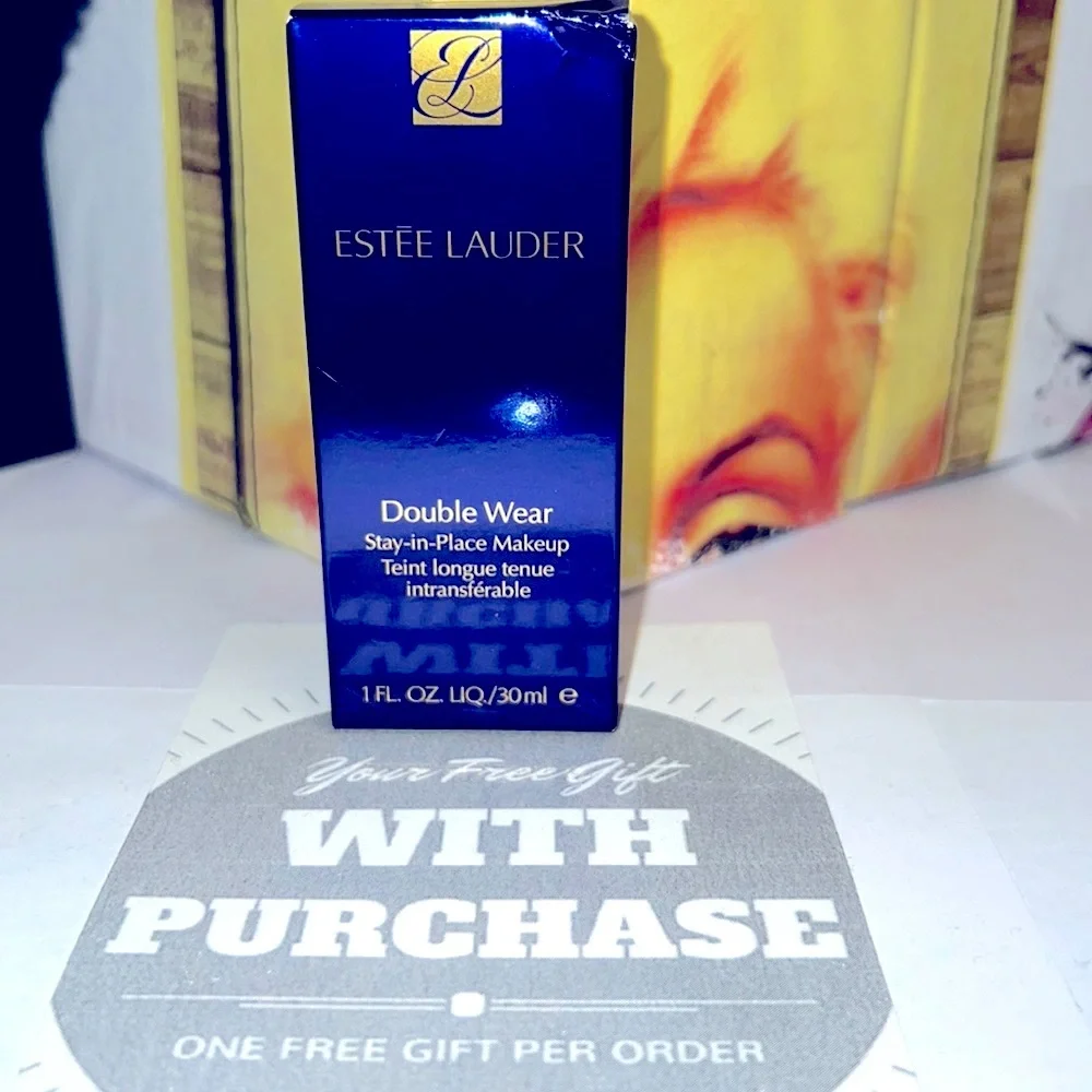 2 Estee Lauder Double Wear Stay-in-place makeup 7C1 Rich mahogany